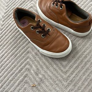 Boys dress shoes size 10